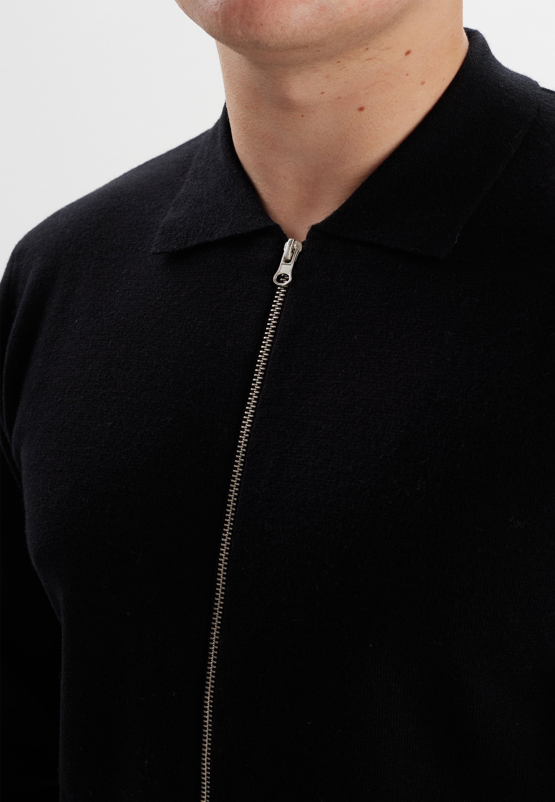 DXNMXRK. DXGeorg Knitwear Black